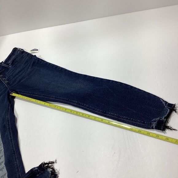 Old Navy Rockstar Super Skinny Mid Rise Raw Hem NWT Jeans Size 0 - Picture 9 of 13
